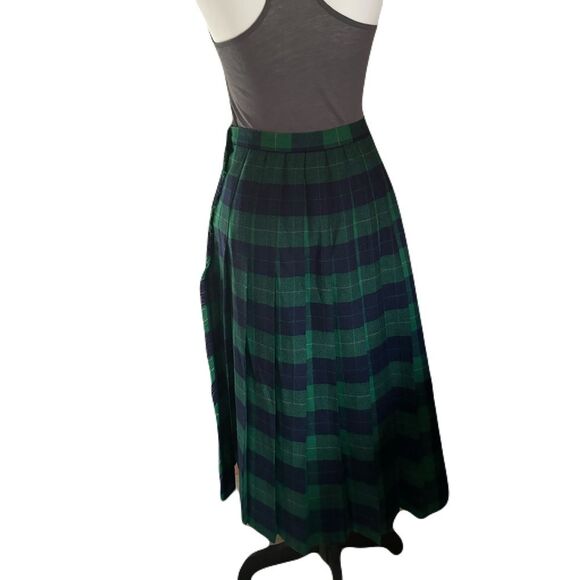 David Brooks, Ltd Vintage Union Made Plaid Skirt Classic or Punk, You Decide - Picture 5 of 6